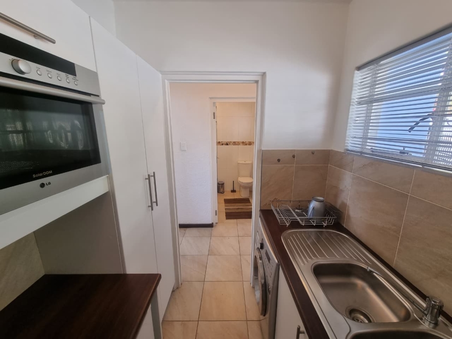 To Let 0 Bedroom Property for Rent in Sea Point Western Cape